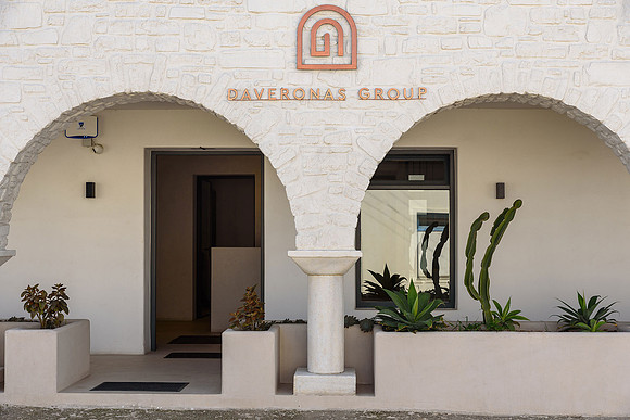 Daveronas-Group-16